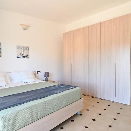 8 - Maura's Holliday - Sardinian Experience Apartment *